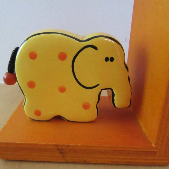 Ceramic elephant wood bookends - library decor - childs room - yellow elephants - Picture 5 of 7